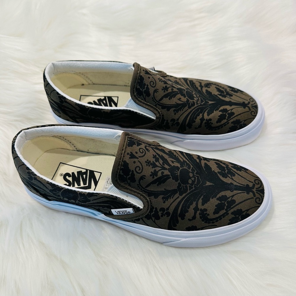 Vans Unisex Canvas Skull Slip on